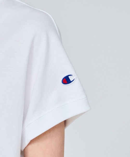 Champion(チャンピオン)の「【Champion/チャンピオン】レディース フレンチスリーブシャツ(Tシャツ/カットソー・レディース・セージグリーン/ブラウン系/スカイブルー/ブラック/ホワイト/オートミール・LARGE/MEDIUM)」の9枚目の写真