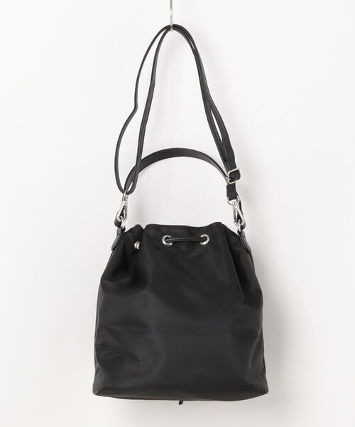 Right-on（ライトオン）の「【HONEYSUCKLE ROSE】ツイル巾着ショルダー（ショルダーバッグ・レディース・ブラック/カーキブラウン・ONE SIZE）」の3枚目の写真