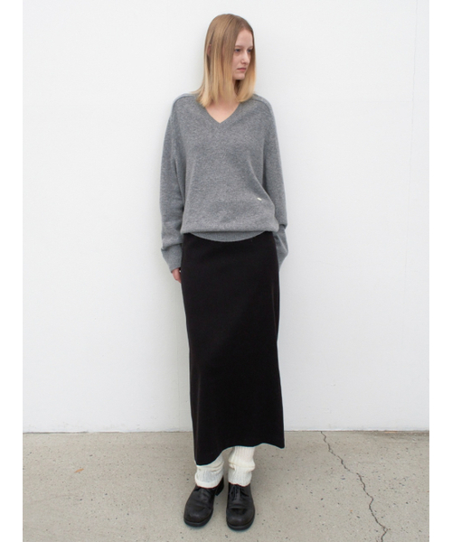 ATELIER NAIN(アトリエナイン)の「ESSENTIAL V-NECK OVERFIT KNIT(T-7151)(ニット/セーター・レディース・ブラウン/ヘザーグレー/ブラック・FREE)」の5枚目の写真