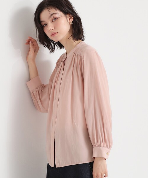 THE SHOP TK (ザ ショップ ティーケー )の「【通勤にもセレモニーにも】ヴィンテージサテンギャザーブラウス(シャツ/ブラウス・レディース・ベビーピンク/ネイビー/オフホワイト・12/13)」の21枚目の写真