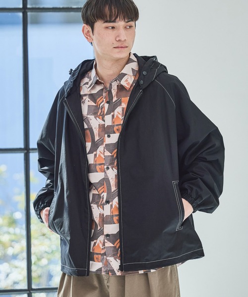 LAKOLE（ラコレ）の「アソートフードブルゾン /647870（ブルゾン・メンズ・ブラック/ベージュ系その他/グレー系その他・LARGE/MEDIUM）」の2枚目の写真