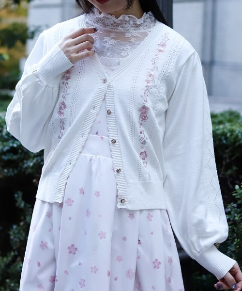 axes femme（アクシーズファム）の「桜刺繍ニットカーディガン（カーディガン/ボレロ・レディース・グレー/ピンク/キナリ・FREE）」の2枚目の写真