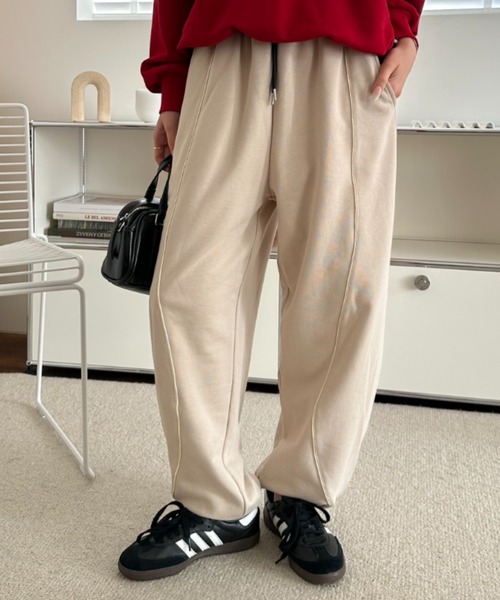 umune(ウムネ)の「スウェットパンツ パイピング イージーパンツ ウエストゴム ルーズ リラックス スポーティー ボトムス カジュアル 秋 冬(スウェットパンツ・レディース・チャコールグレー/グレイッシュベージュ/ブラック・S/M)」の3枚目の写真