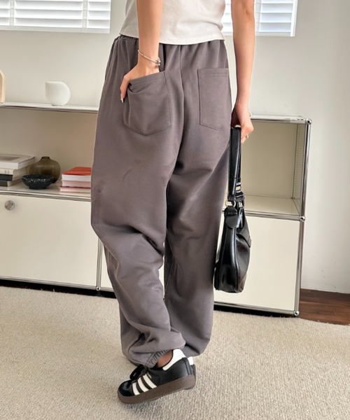 umune(ウムネ)の「スウェットパンツ パイピング イージーパンツ ウエストゴム ルーズ リラックス スポーティー ボトムス カジュアル 秋 冬(スウェットパンツ・レディース・チャコールグレー/グレイッシュベージュ/ブラック・S/M)」の7枚目の写真