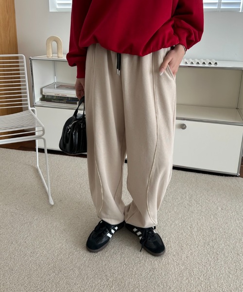 umune(ウムネ)の「スウェットパンツ パイピング イージーパンツ ウエストゴム ルーズ リラックス スポーティー ボトムス カジュアル 秋 冬(スウェットパンツ・レディース・チャコールグレー/グレイッシュベージュ/ブラック・S/M)」の14枚目の写真