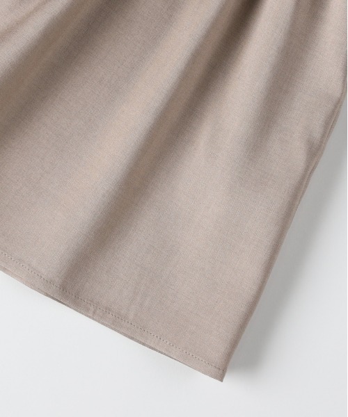 Right-on(ライトオン)の「【HONEYSUCKLE ROSE】ペプラムジップジレ (ウエストマーク / ノースリーブ / オフィスカジュアル)(シャツ/ブラウス・レディース・ライトベージュ/ダークグレー/キャメル・S/M/L)」の20枚目の写真