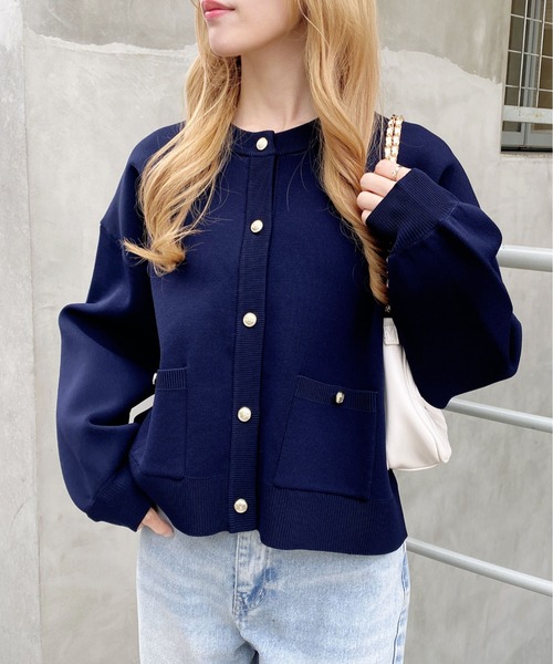 INGNI(イング)の「スポンディッシュニットカーディガン(カーディガン/ボレロ・レディース・アイボリー/サックスブルー/ネイビー/レッド・M)」の5枚目の写真
