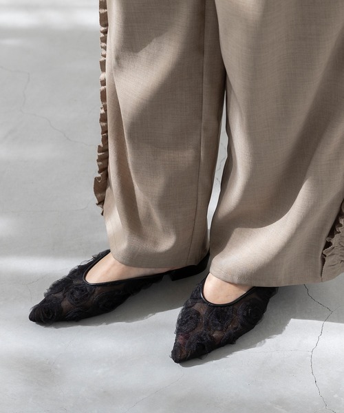 menue（メヌエ）の「Uカット フラット チュール ミュール（サンダル・レディース・アイボリー/ブラック/ブラック系・SS/S/M/L/LL/3L）」の11枚目の写真