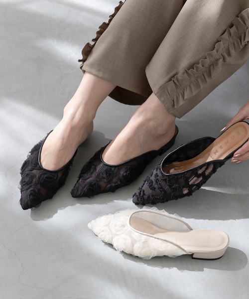 menue（メヌエ）の「Uカット フラット チュール ミュール（サンダル・レディース・アイボリー/ブラック/ブラック系・SS/S/M/L/LL/3L）」の7枚目の写真