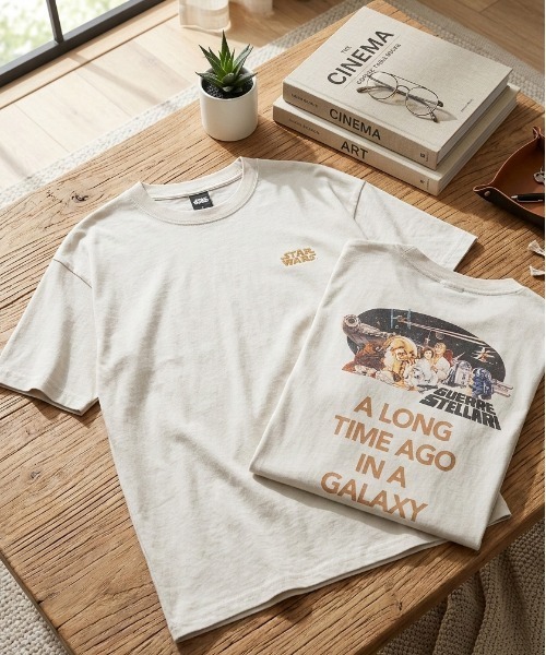 ALWAYS GOOD TIME(オルウェイズグッドタイム)の「【STAR WARS/スターウォーズ】ポスターアートプリントUSD加工半袖Tシャツ/Movie Tee/ユニセックス(Tシャツ/カットソー・メンズ・ホワイト系その他2/ブラック系その他2/ホワイト系その他/スミクロ/アイボリー/ホワイト系その他3/ブラック系その他3/ブラック系その他・M/LL/L)」の4枚目の写真