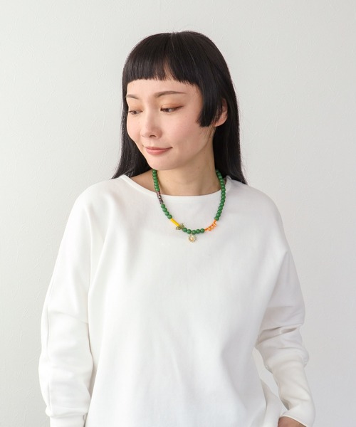 Three Four Time（ｽﾘｰﾌｫｰﾀｲﾑ）の「フラワーチャームカラーネックレス（ネックレス・レディース・グリーン/ブラック/イエロー・FREE）」の10枚目の写真