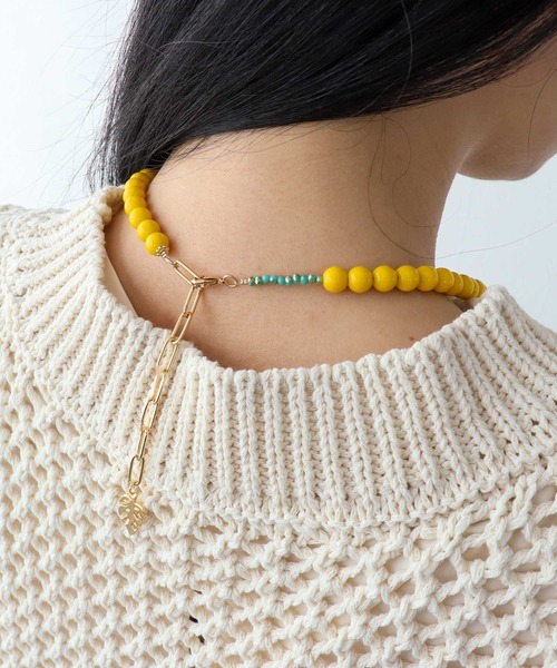 Three Four Time（ｽﾘｰﾌｫｰﾀｲﾑ）の「フラワーチャームカラーネックレス（ネックレス・レディース・グリーン/ブラック/イエロー・FREE）」の13枚目の写真