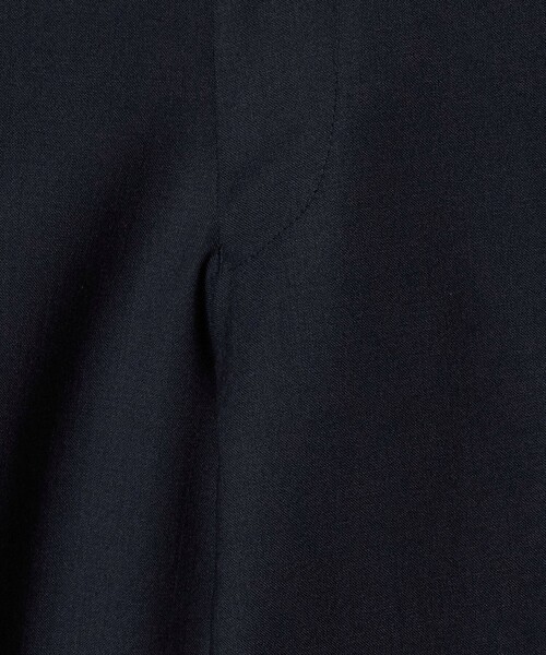 UNITED ARROWS（ユナイテッドアローズ）の「トロピカル サイドエクステンド ノープリーツ スラックス COMFORT EASY‐MODEL ウォッシャブル タテヨコストレッチ イージーケア（スラックス・メンズ・ネイビー/グレー系/ダークグレー・46/44/50/48）」の21枚目の写真