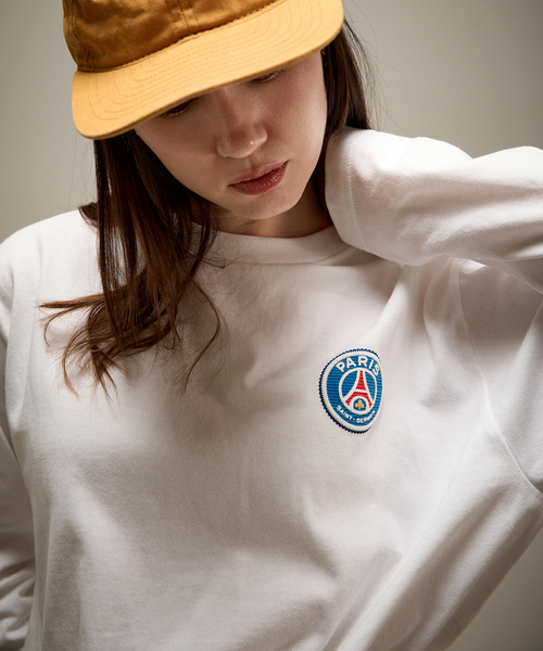 PARIS SAINT-GERMAIN(パリサンジェルマン)の「【Paris Saint-Germain / パリ・サン=ジェルマン】 JP EMBLEM L/S(Tシャツ/カットソー・メンズ・レッド/ホワイト/ブルー/イエロー・X-LARGE/LARGE/MEDIUM/SMALL)」の2枚目の写真