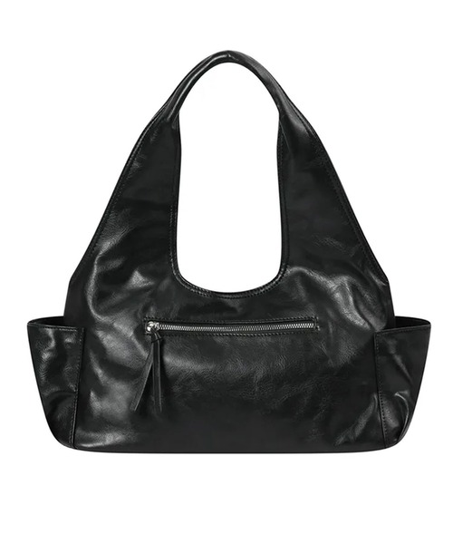 MUCENT(ムセント)の「◇MUCENT◇ブランド直輸入正規品/ロミア ハート パッチ クロス スタッド ショルダー バッグ ユニセックス ROMIA HEART PATCH CROSS STUD SHOULDER BAG UNISEX(ショルダーバッグ・レディース・ブラック・FREE)」の4枚目の写真