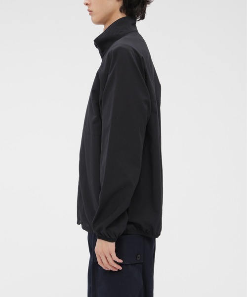 MHL.（エムエイチエル）の「COTTON NYLON RIPSTOP（ブルゾン・メンズ・ブラック・MEDIUM/LARGE）」の4枚目の写真