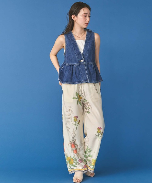 Gready Brilliant(グレディブリリアン)の「プリントローンボタニカルワイドパンツ(その他パンツ・レディース・ベージュ/ブラック・FREE)」の13枚目の写真