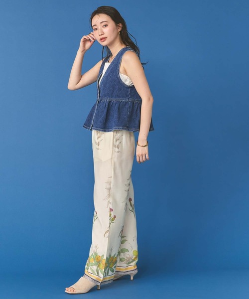 Gready Brilliant(グレディブリリアン)の「プリントローンボタニカルワイドパンツ(その他パンツ・レディース・ベージュ/ブラック・FREE)」の14枚目の写真