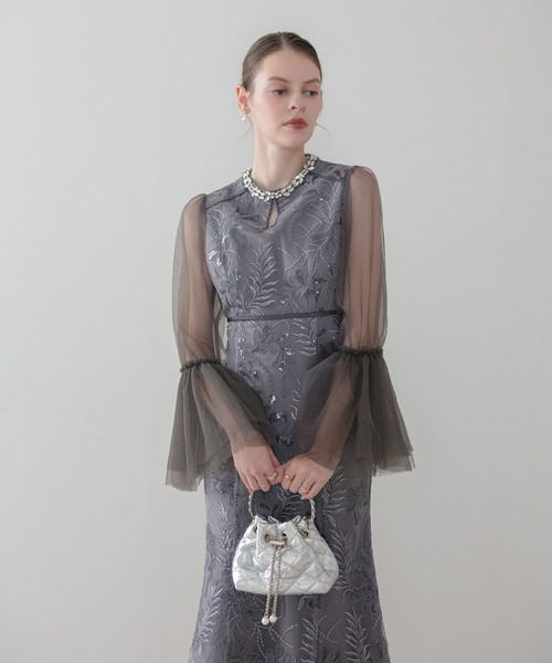 Leja(レジャ)の「【LEJA】ビジューネックスパンコールチュールフレアスリーブマーメイドワンピースドレス美脚効果結婚式 パーティードレス 成人式 二次会 同窓会 お呼ばれ オケージョン 20代 30代(ドレス・レディース・ブラウン/グレイッシュブルー・SMALL/MEDIUM)」の3枚目の写真