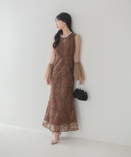 Leja(レジャ)の「【LEJA】ビジューネックスパンコールチュールフレアスリーブマーメイドワンピースドレス美脚効果結婚式 パーティードレス 成人式 二次会 同窓会 お呼ばれ オケージョン 20代 30代(ドレス・レディース・ブラウン/グレイッシュブルー・SMALL/MEDIUM)」の20枚目の写真