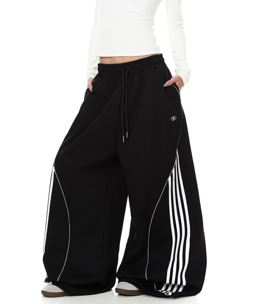 mushwear（マッシュウェア）の「トラックラインワイドスウェットパンツ（スウェットパンツ・メンズ・ブラック/グレー・LARGE/MEDIUM/X-LARGE/SMALL）」の18枚目の写真