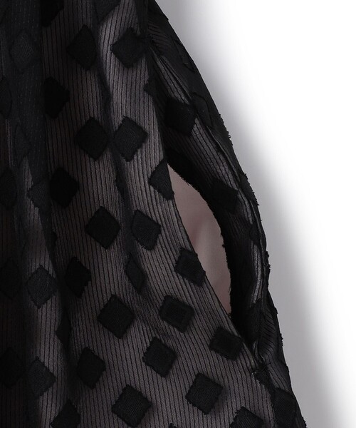 TOCCA(トッカ)の「SQUARE VEIL DRESS ドレス(ワンピース・レディース・ピンク系5/ブラック系5・6/0/2/4)」の16枚目の写真