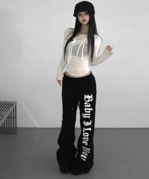 THEAIRTOWN(ジエアタウン)の「how sweet bootcut pt(スウェットパンツ・レディース・ブラック/ホワイト・FREE)」の4枚目の写真