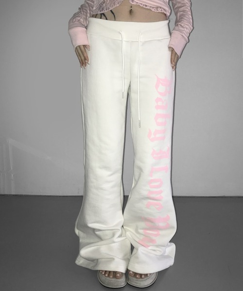 THEAIRTOWN(ジエアタウン)の「how sweet bootcut pt(スウェットパンツ・レディース・ブラック/ホワイト・FREE)」の19枚目の写真