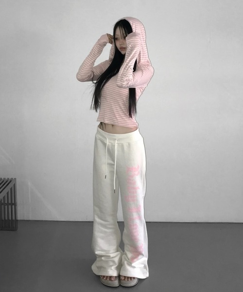 THEAIRTOWN(ジエアタウン)の「how sweet bootcut pt(スウェットパンツ・レディース・ブラック/ホワイト・FREE)」の15枚目の写真
