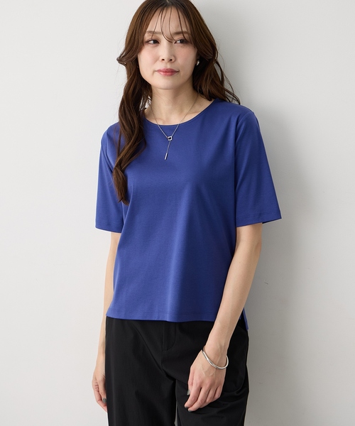 A/C DESIGN BY ALPHA CUBIC(エーシーデザインバイアルファキュービック)の「クルーネックTシャツ【すごツヤ・UVカット・接触冷感】(Tシャツ/カットソー・レディース・ブラック/ブラウン/ライトグリーン/ライトグレー/ブルー/オフホワイト・M/L/LL/3L)」の6枚目の写真