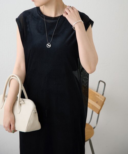 ear PAPILLONNER(イアパピヨネ)の「ベロアシアーロングタンク【SUM1 STYLE】(ワンピース・レディース・ブラック/ライトベージュ・FREE)」の18枚目の写真