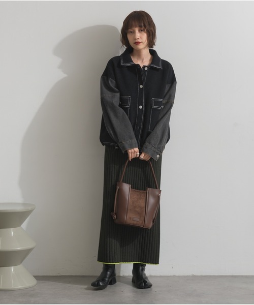 OandI（オーアンドアイ）の「配色ステッチニットジャケットカーディガン（カーディガン/ボレロ・レディース・ブラック/ブラウン/アイボリー・FREE）」の6枚目の写真