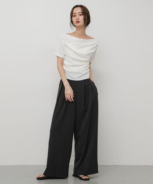 SENSE OF PLACE by URBAN RESEARCH(センスオブプレイスバイアーバンリサーチ)の「シアードレープトップ(半袖)(Tシャツ/カットソー・レディース・ライトブルー/ブラック/オフホワイト・ONE)」の8枚目の写真