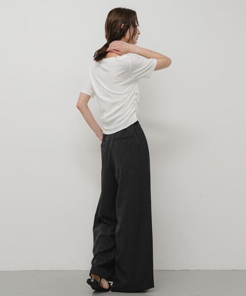 SENSE OF PLACE by URBAN RESEARCH(センスオブプレイスバイアーバンリサーチ)の「シアードレープトップ(半袖)(Tシャツ/カットソー・レディース・ライトブルー/ブラック/オフホワイト・ONE)」の9枚目の写真