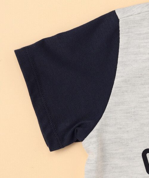 COMME CA ISM(コムサイズム)の「半袖プリントTシャツ(ベビーサイズ)(Tシャツ/カットソー・キッズ・キナリ/レッド/ネイビー・80-90cm)」の6枚目の写真