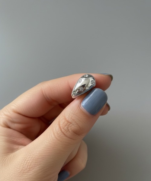 United store(ユナイテッドストア)の「ノーブルシェルドロップピアス(ピアス(両耳用)・レディース・シルバー/ゴールド・FREE)」の5枚目の写真