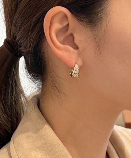 United store(ユナイテッドストア)の「ノーブルシェルドロップピアス(ピアス(両耳用)・レディース・シルバー/ゴールド・FREE)」の7枚目の写真