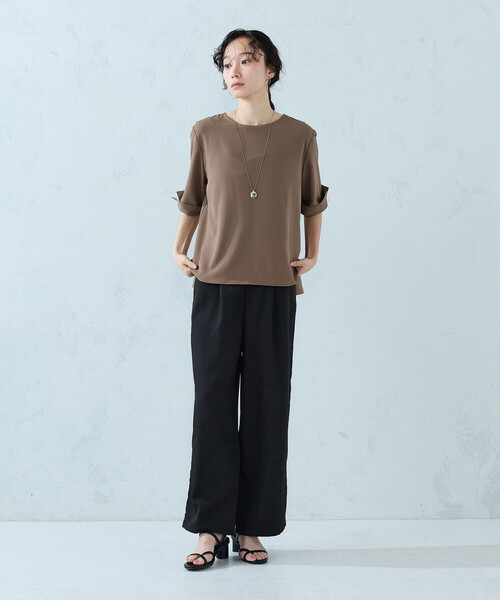 COMME CA ISM（コムサイズム）の「【UVカット・吸水速乾・接触冷感】kireri ドライヴィンテージ スリットスリーブTブラウス/セットアップ対応（シャツ/ブラウス・レディース・ネイビー/ブラウン・LARGE/MEDIUM）」の13枚目の写真