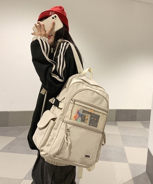 boemy(ボエミー)の「A4対応シンプル大容量 リュックサック(バックパック/リュック・レディース・ホワイト/ブラック・FREE)」の16枚目の写真