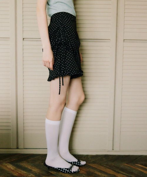 idem(イデム)の「layered frill mini pants/巻きスカート風ショートパンツ(その他パンツ・レディース・ブラック/グレー・FREE)」の22枚目の写真