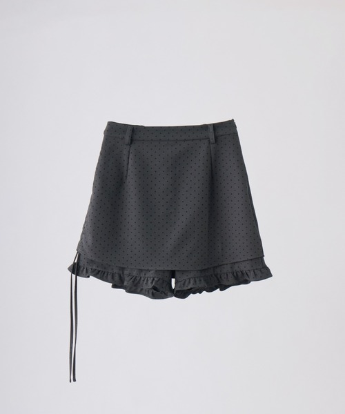 idem(イデム)の「layered frill mini pants/巻きスカート風ショートパンツ(その他パンツ・レディース・ブラック/グレー・FREE)」の14枚目の写真