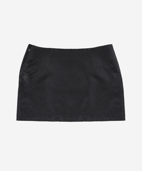 DARLING, YOU'RE BAD（ダーリンユーアーバッド）の「Rose Satin Mini Skirt #Black（スカート・レディース・その他・MEDIUM/SMALL）」の2枚目の写真