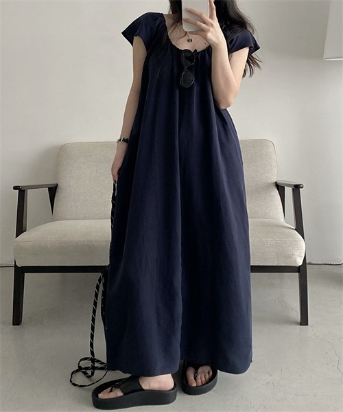 Dream garden(ドリームガーデン)の「フレンチスリーブマキシ丈ワンピース(ワンピース・レディース・ブルー/ネイビー・L/XL/2XL/M)」の4枚目の写真
