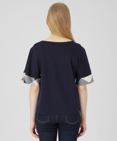 BLUE LABEL CRESTBRIDGE(ブルーレーベルクレストブリッジ)の「【一部店舗限定】パーシャルチェックスリーブトップス(Tシャツ/カットソー・レディース・レッド/オフホワイト/ダークネイビー・40/38)」の9枚目の写真