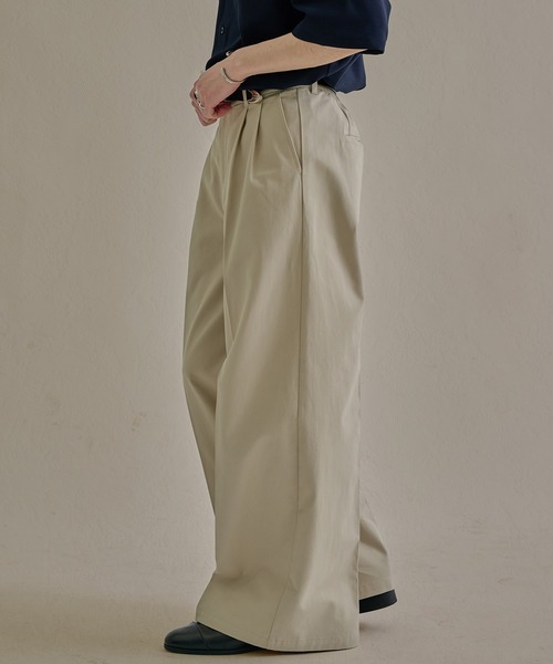 epnok(エプノック)の「2タックワイドストレートバギーチノパンツ(スラックス・メンズ・カーキ/ベージュ/オフホワイト・SMALL/LARGE/MEDIUM)」の5枚目の写真