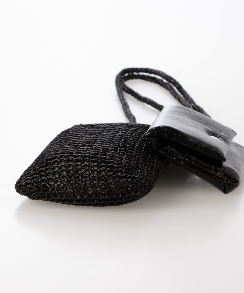 cache cache(カシュ カシュ)の「カシュカシュ cachecache / メタリックニットスマホショルダーバッグ(ショルダーバッグ・レディース・シルバー/ブラウン/ブラック/ゴールド・FREE)」の6枚目の写真