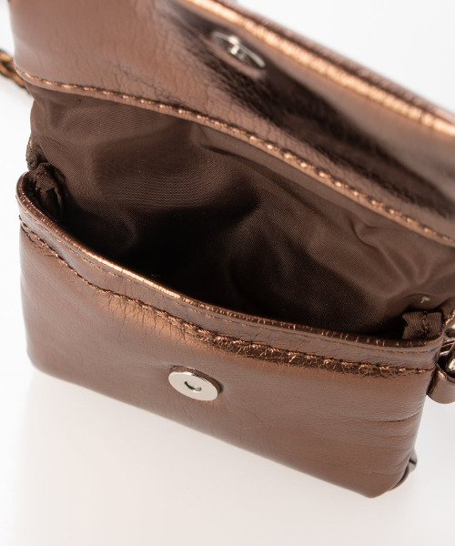 cache cache(カシュ カシュ)の「カシュカシュ cachecache / メタリックニットスマホショルダーバッグ(ショルダーバッグ・レディース・シルバー/ブラウン/ブラック/ゴールド・FREE)」の15枚目の写真