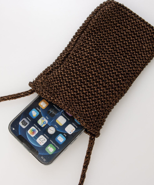 cache cache(カシュ カシュ)の「カシュカシュ cachecache / メタリックニットスマホショルダーバッグ(ショルダーバッグ・レディース・シルバー/ブラウン/ブラック/ゴールド・FREE)」の17枚目の写真