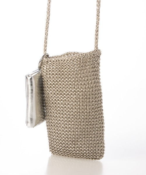 cache cache(カシュ カシュ)の「カシュカシュ cachecache / メタリックニットスマホショルダーバッグ(ショルダーバッグ・レディース・シルバー/ブラウン/ブラック/ゴールド・FREE)」の20枚目の写真