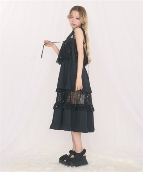FickleBebe(フィクルベベ)の「フリルティアードワンピース(ワンピース・レディース・ブラック/ホワイト・FREE)」の12枚目の写真
